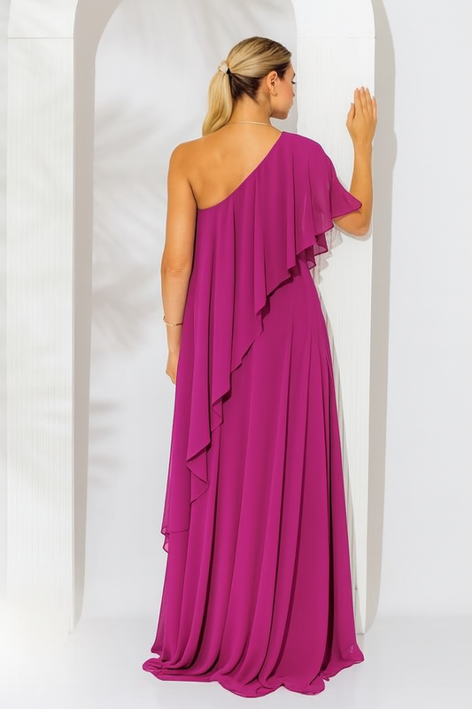 Vestido de fiesta Tribu con volantes en piso y hermosa asimetría muy liviano