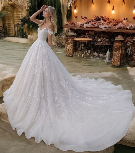 VESTIDO DE NOVIA ANTOINE ESTILO PRINCESA CON CORSET ,MAJESTUOSA ELEGANCIA