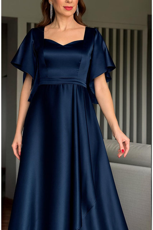 Vestido de fiesta Amanda en raso flex ,mangas y falda en capas