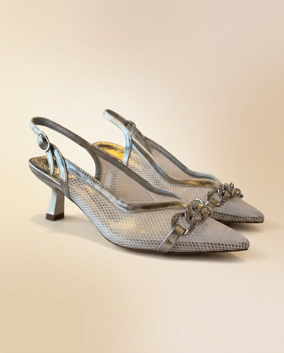 Sandalia para novia y fiesta Magnolia, taco 4 cms ,sin talón y acabado plateado, procedencia España