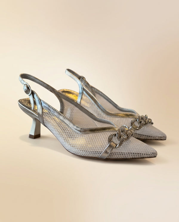 Sandalia para novia y fiesta Magnolia, taco 4 cms ,sin talón y acabado plateado, procedencia España