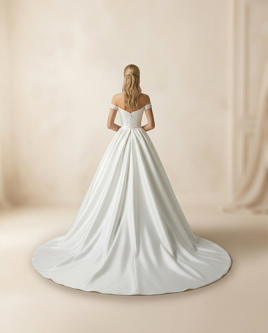 Vestido de novia Candelaria estilo princesa con detalle en pedrería