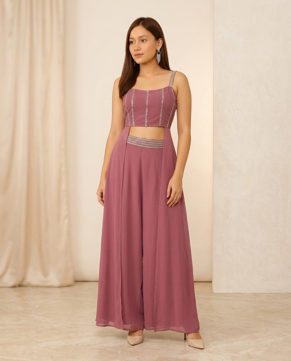 Traje de fiesta Bohemio color malva con aplicaciones y strapless