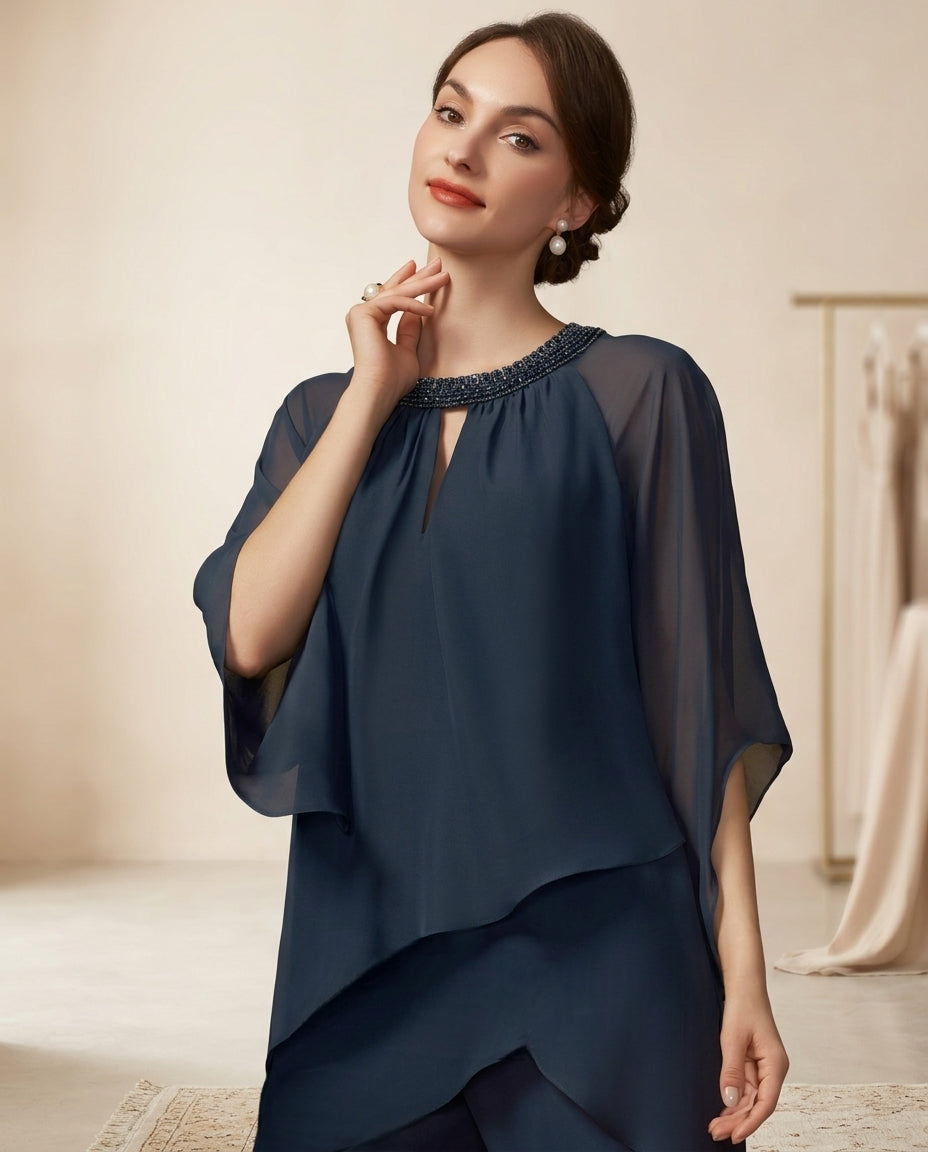 Traje de fiesta Berta  en 2 piezas con aplicaciones de pedrería en el cuello