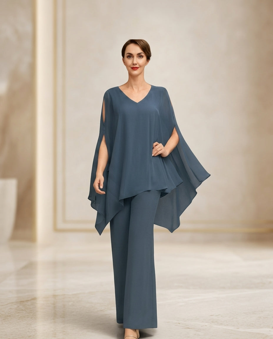 Traje de fiesta Marina en 2 piezas con aplicaciones sobre el escote