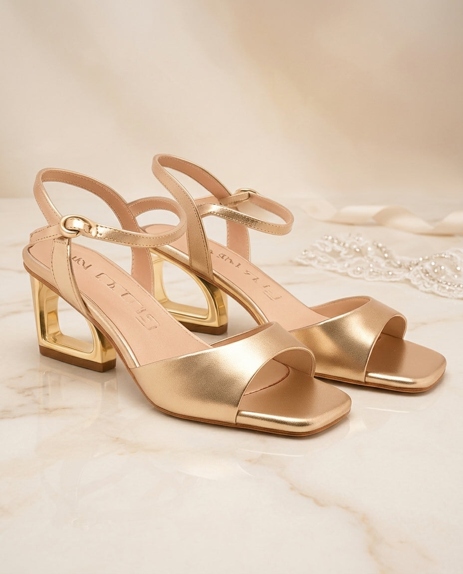 Sandalia para novia y fiesta Geométrica, taco 5 cms procedencia Española