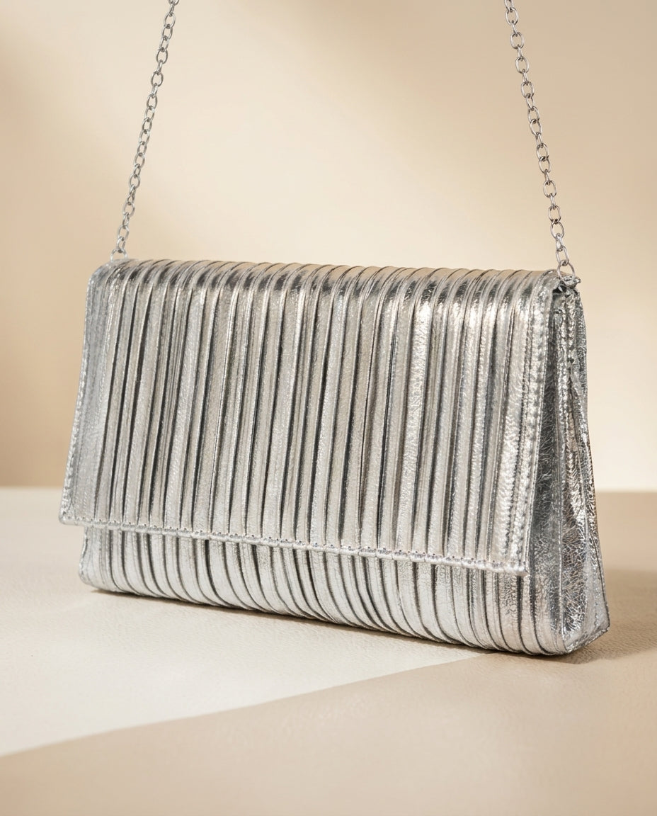 Clutch de fiesta Premium  plateado  con cadena para colgar