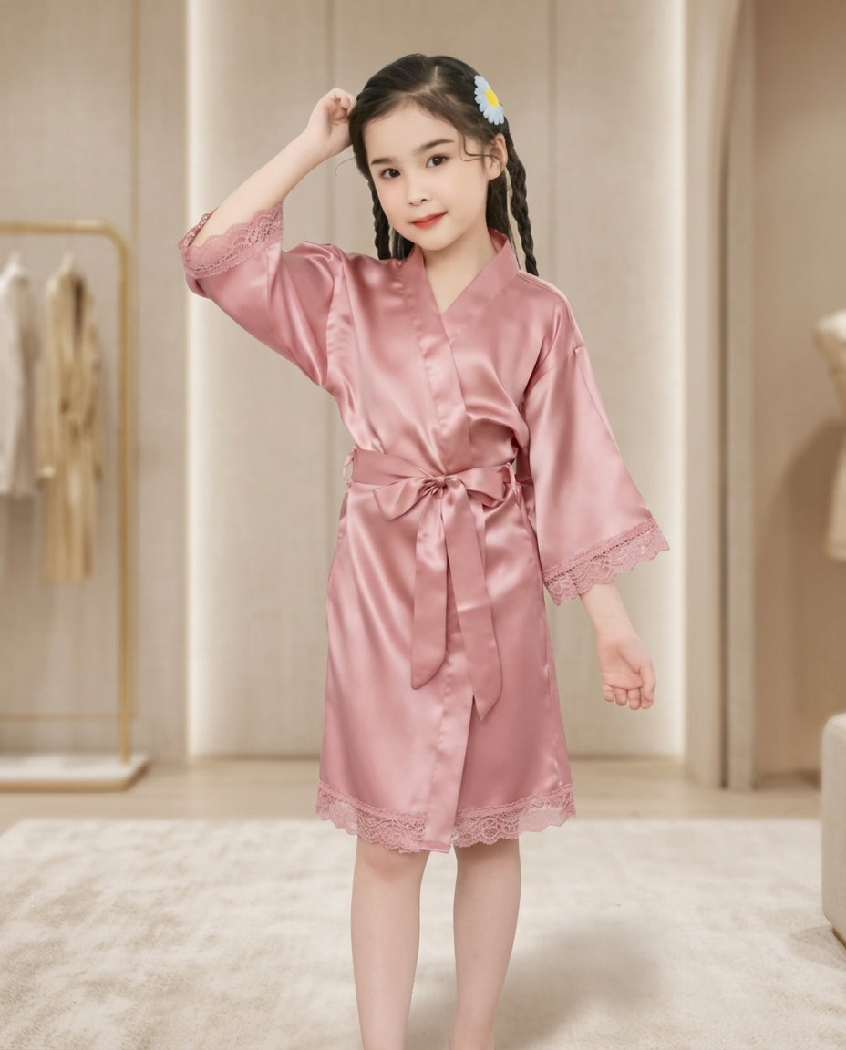 Batas satinadas para niñas