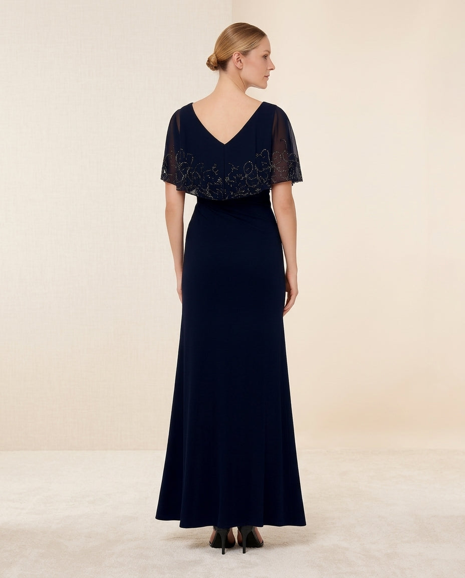 Vestido de fiesta Cristal con capita y aplicaciones en pedrería color azul talla 40