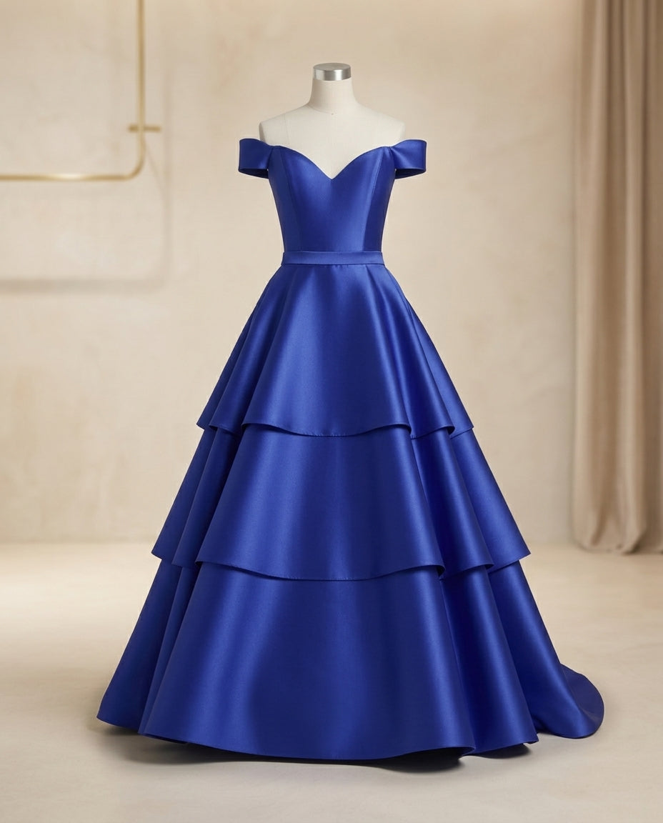 Vestido de fiesta Anette con capas y tela satinada