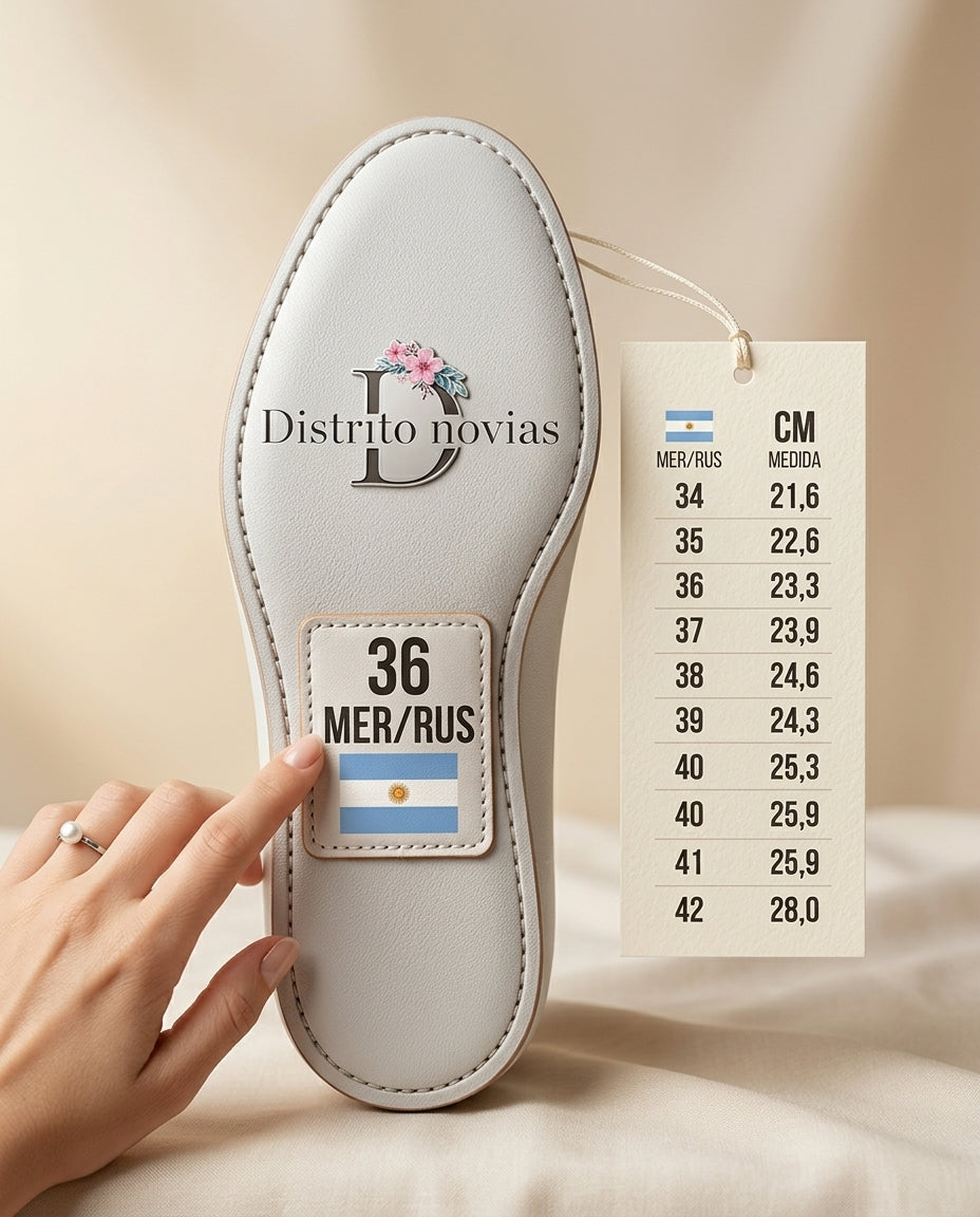 Sandalia de cuero para novia y fiesta Raye, taco 8 cms y plataforma 2 cms procedencia Argentina