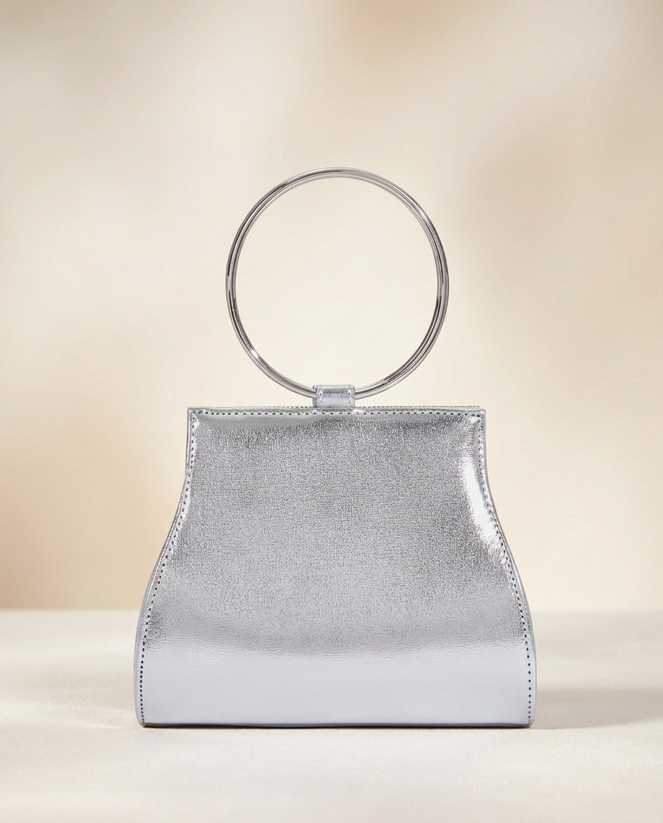 Bolso de fiesta Platino en tonos plateados con mango y cadena para colgar