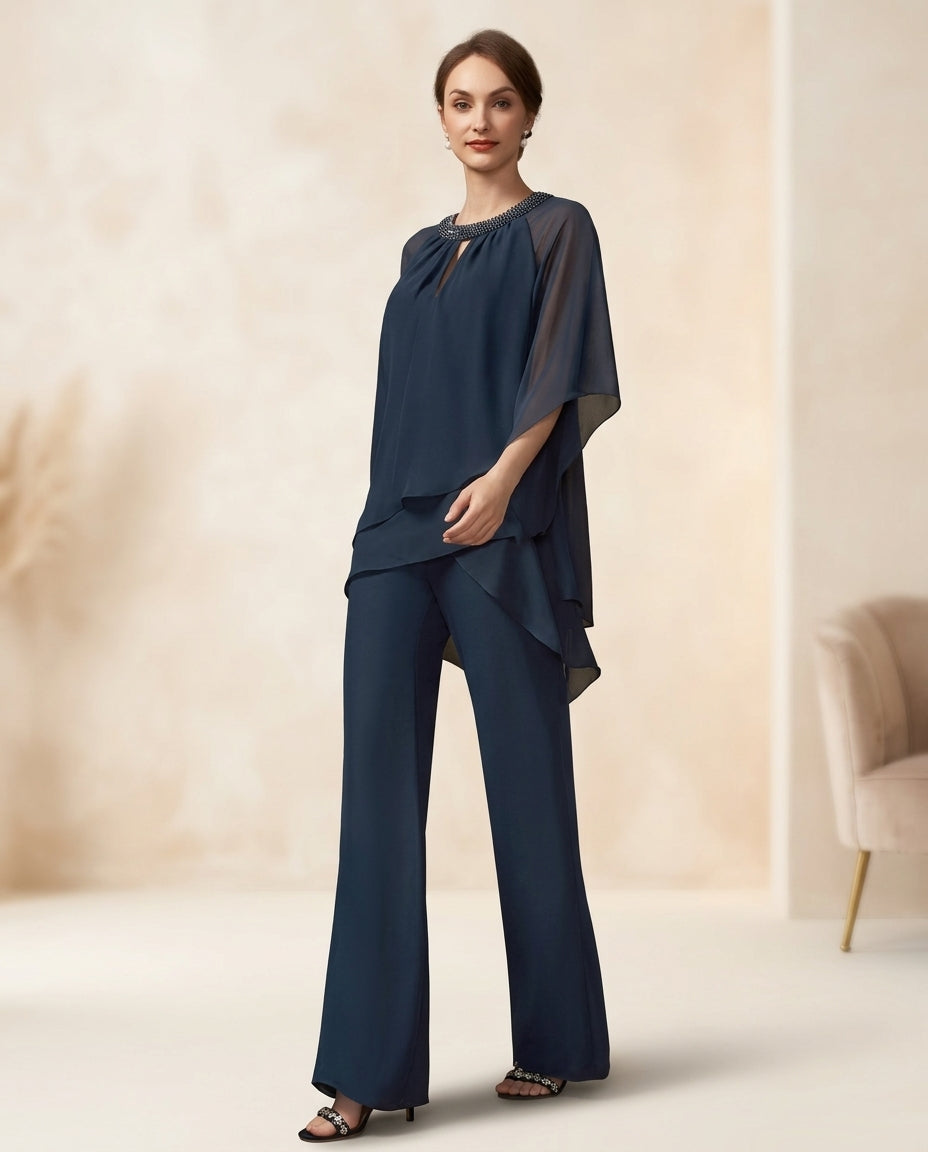 Traje de fiesta Berta  en 2 piezas con aplicaciones de pedrería en el cuello