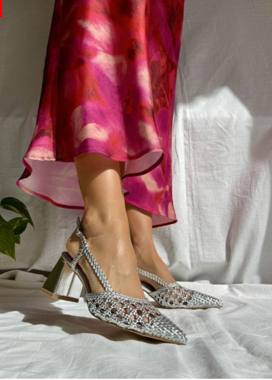 SANDALIA ESPAÑOLA PLATA DISEÑO TRENZADO