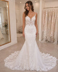 Vestido de novia Josefa sirena de encaje floral y espalda abierta en V