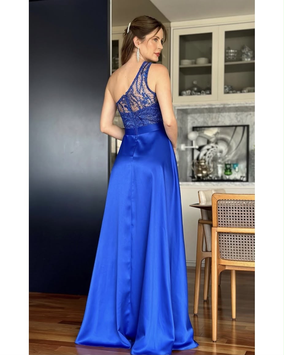 Vestido de fiesta Odette asimetría en encaje