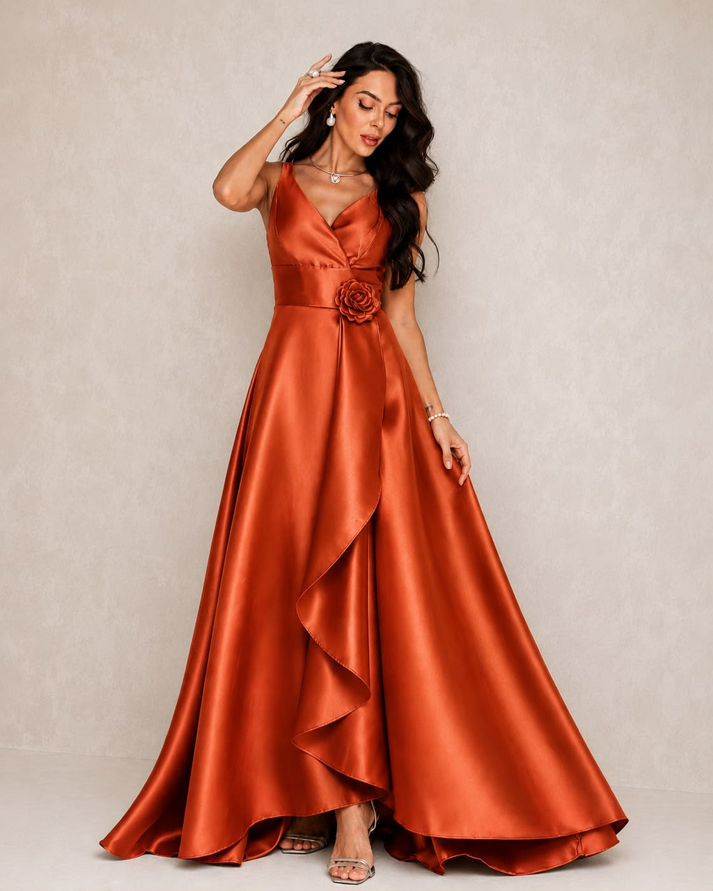 Vestido de fiesta Mariela corte fluido y aplicación Dior