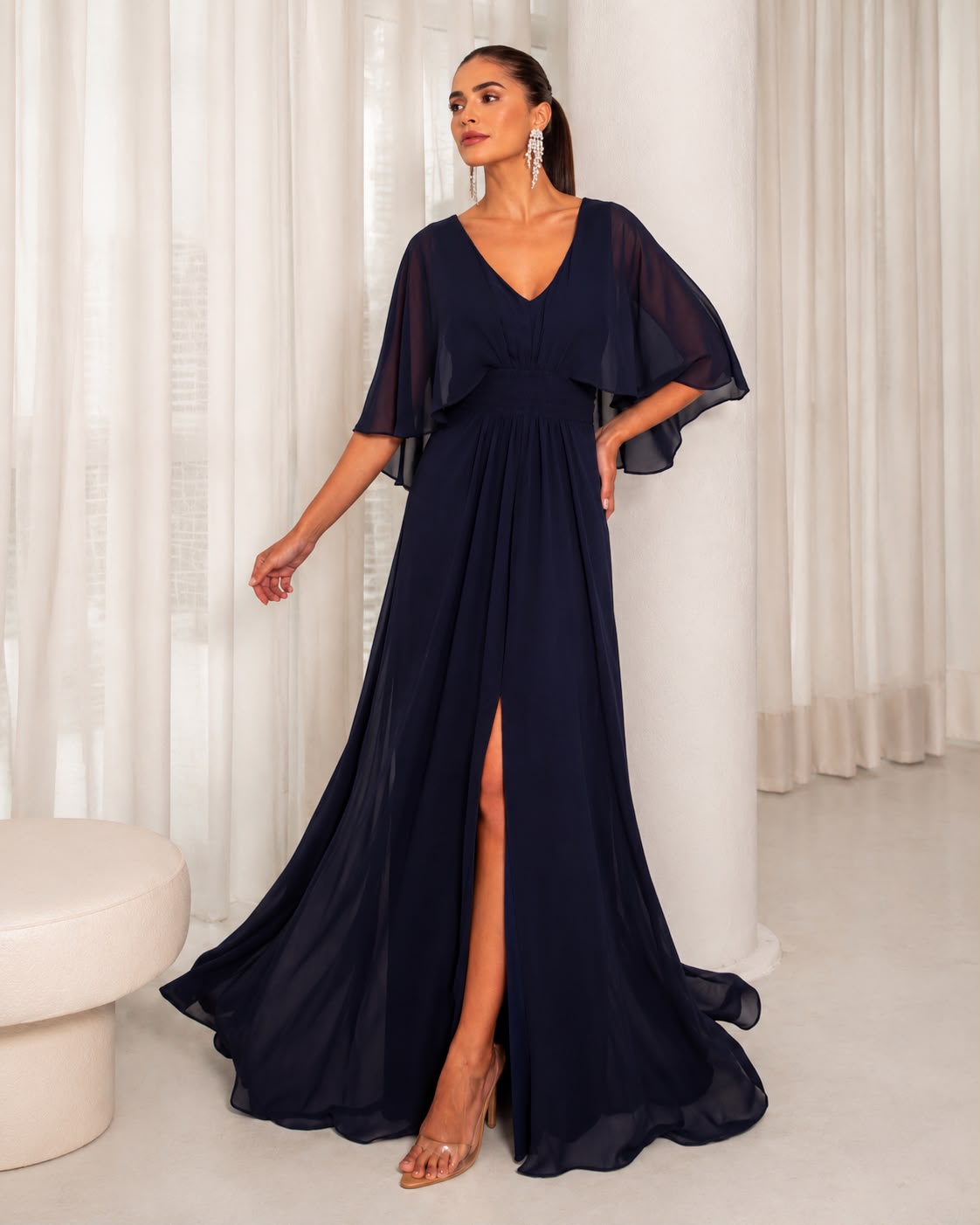 Vestido de fiesta Clarita con manga capa