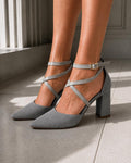 Zapato para novia y fiesta Roma de terciopelo velvet taco 7 cms color plata doble tiras cruzadas
