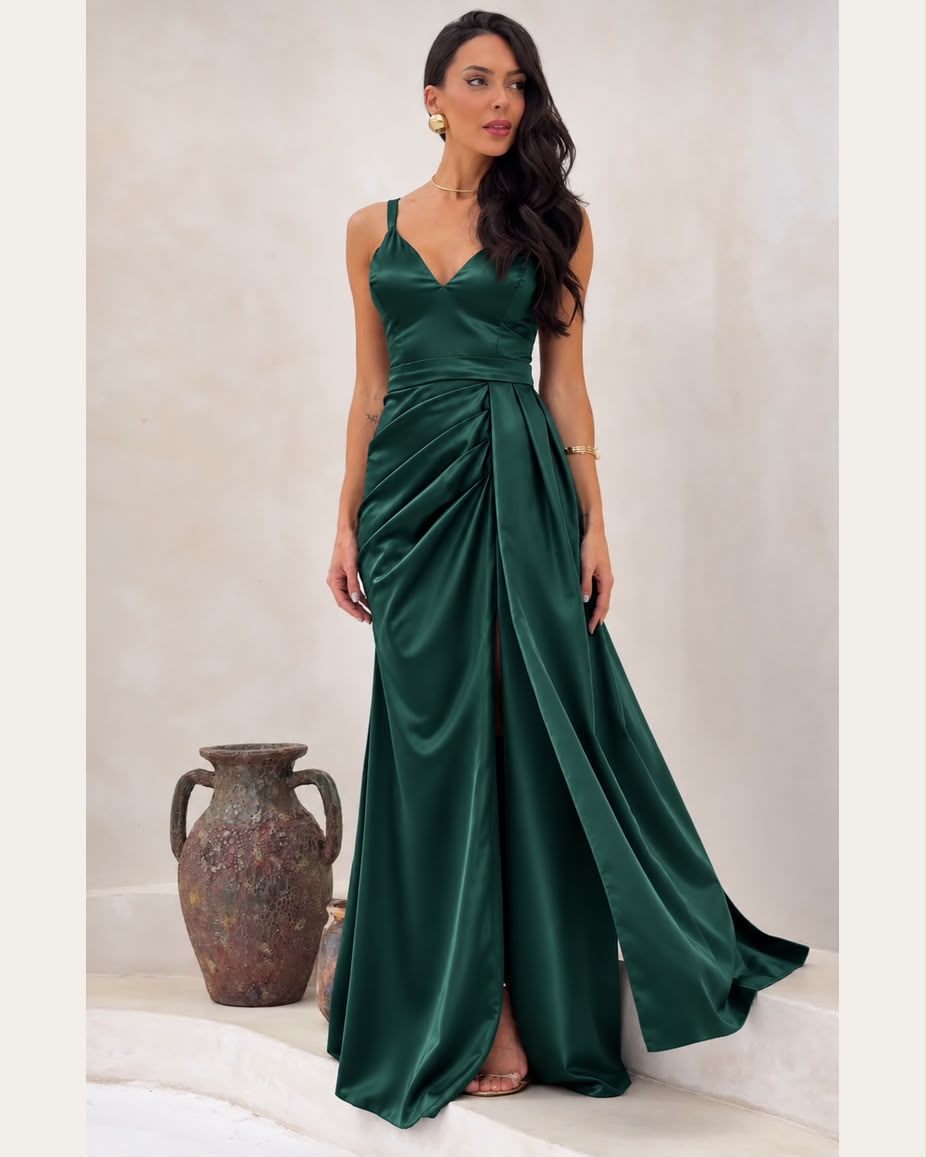 Vestido de fiesta en tela raso y tirante spaghetti y drapeado