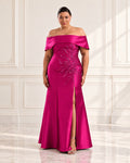 Vestido de fiesta Monix con aplicaciones y bordados al tono estilo of shoulder