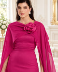 Vestido de fiesta Inés con capa y aplicación flor