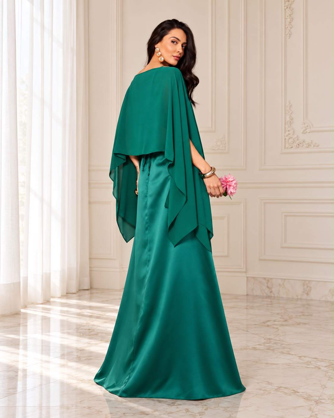 Vestido de fiesta Doris satinado con capa