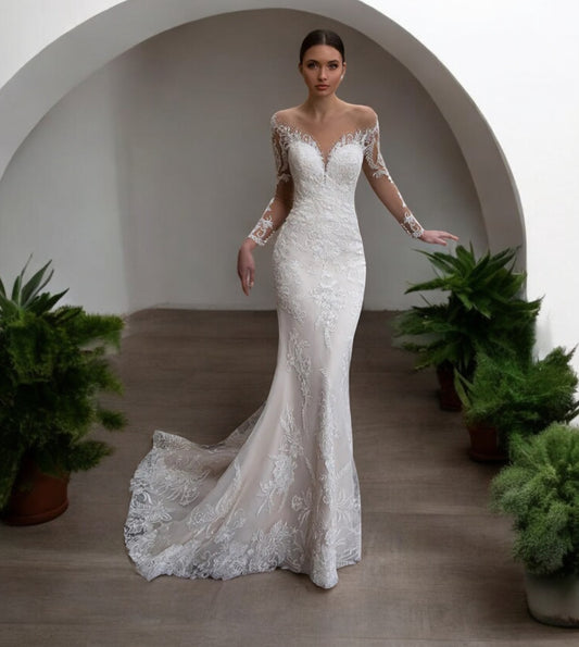VESTIDO DE NOVIA MAGNOLIO ,ESTILO TROMPETA CON MANGAS Y MACRAMÉ