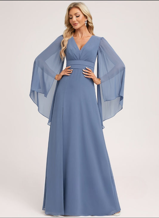 VESTIDO DE FIESTA ZERNA CON CORTE BAJO EL BUSTO Y MANGAS ABIERTAS
