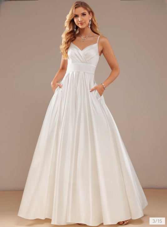 Vestido de novia Ámbar de raso con tirantes y bolsillos