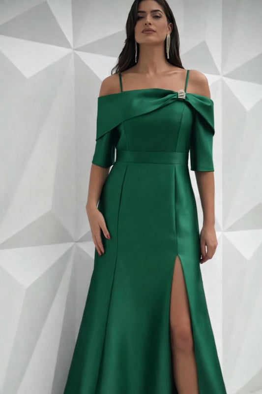 Vestido de fiesta Carmen en tela satinada mangas y hombros descubiertos