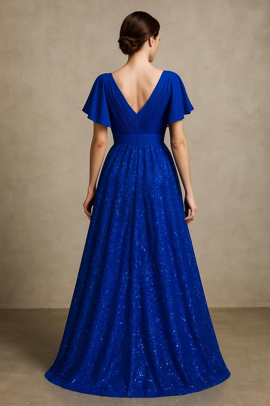 Vestido de fiesta Betty con falda bordad en brillo sutil y mangas acampanadas color azulino y talla XXL