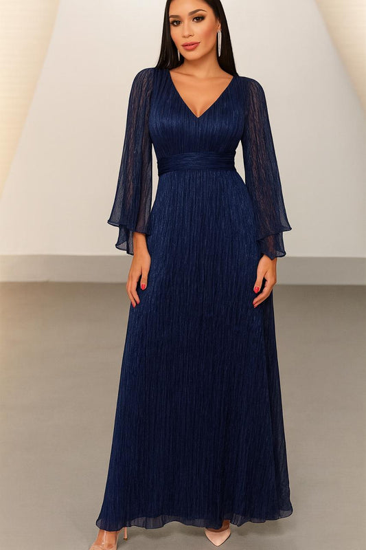 Vestido de fiesta Sonia con mangas y escote en V muy liviano , elegante, brillo sutil