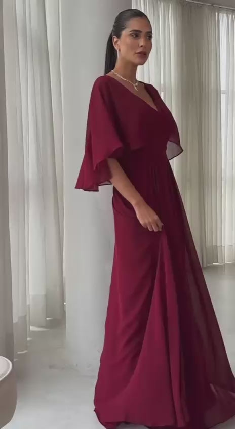Vestido de fiesta Clarita con manga capa