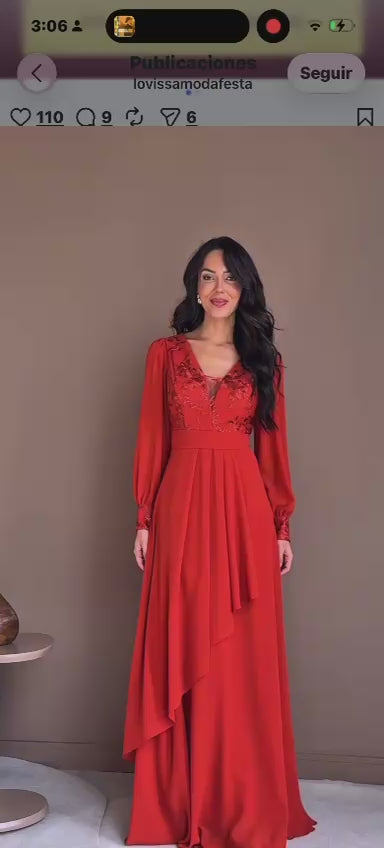 Vestido de fiesta Mariela con cuerpo bordado y falda fluida